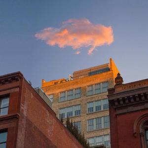 老婆被快递员淫交視频
