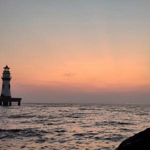 美女公开裸体被肏无底线小说重口
